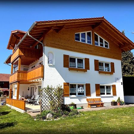 23 Neu Erbaute Ferienwohnung Mit Schloss- Und Panoramablick Halblech Exterior photo