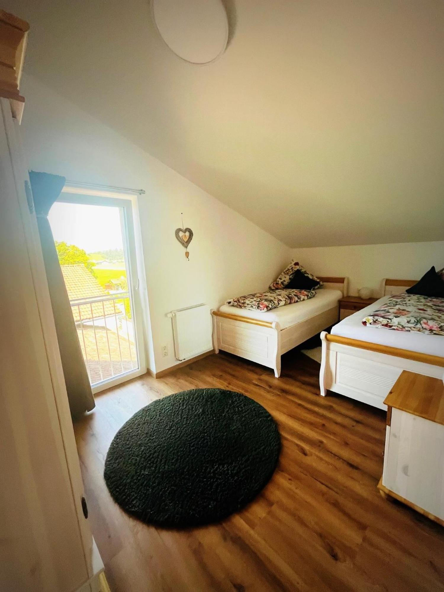 23 Neu Erbaute Ferienwohnung Mit Schloss- Und Panoramablick Halblech Exterior photo